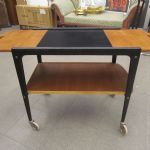 715 4618 SERVING TABLE